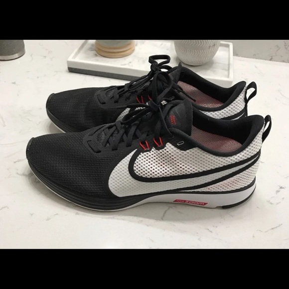 Worn twice! Size 10. Nike zoom flyknit. - Picture 2 of 5